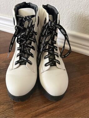Wild Diva White Lace-Up Combat Boots with Black Laces
